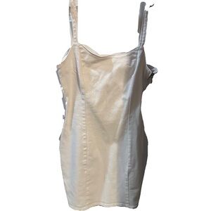 H&M Divided White Sleeveless Dress